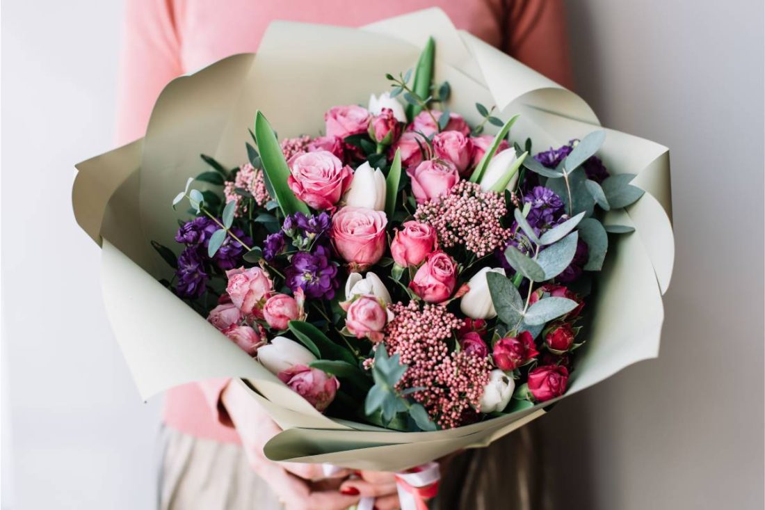 Ramo de flores frescas y coloridas en Floristería Ramos Telde